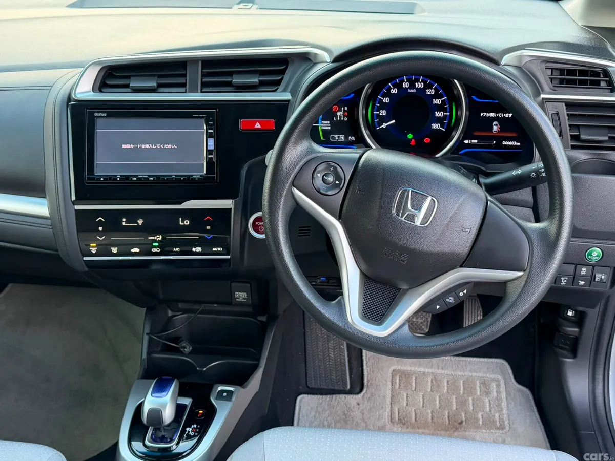 Honda Fit Hatchback, Petrol Hybrid, 2017, Silver