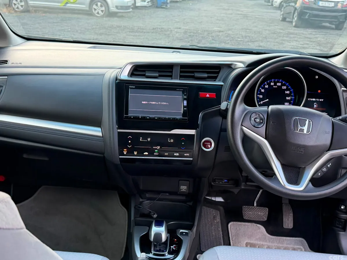 Honda Fit Hatchback, Petrol Hybrid, 2017, Silver