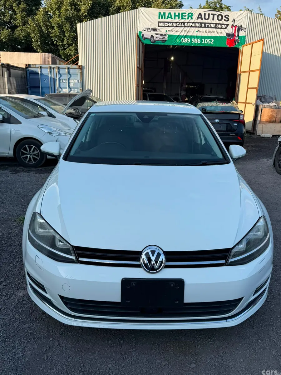 Volkswagen Golf Hatchback, Petrol, 2017, Black