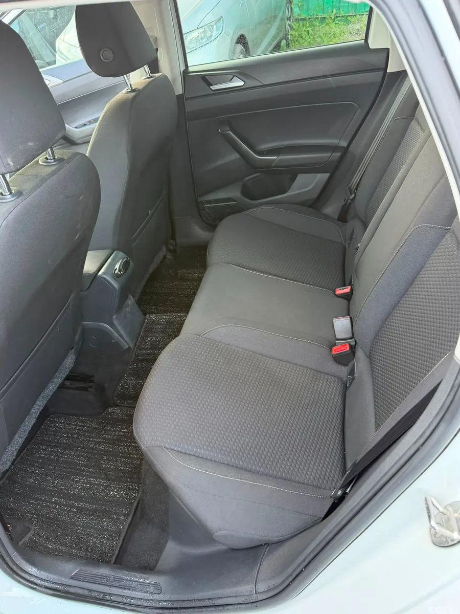 Volkswagen Polo Hatchback, Petrol, 2018, White