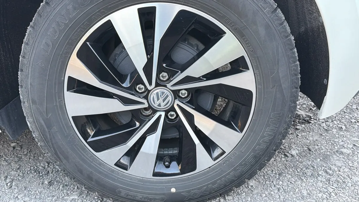 Volkswagen Polo Hatchback, Petrol, 2018, White