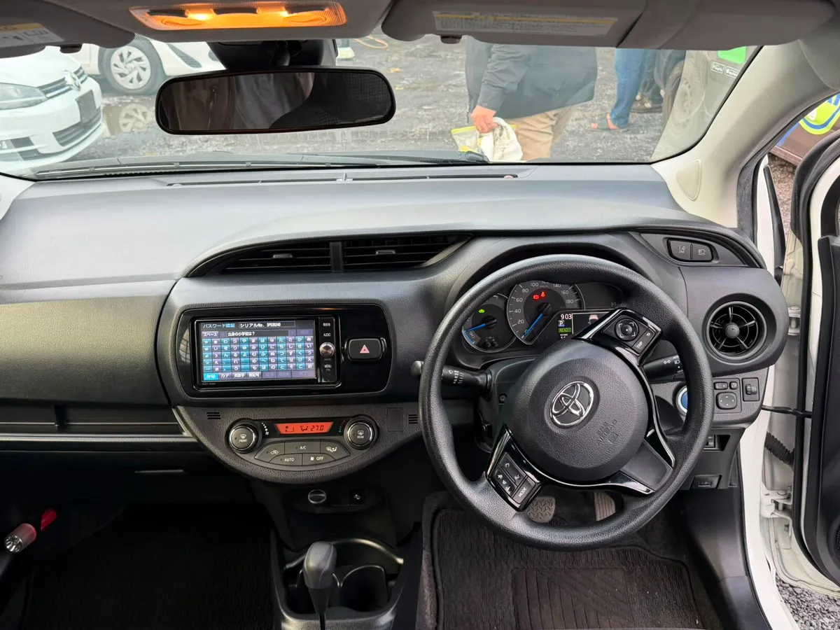 Toyota Vitz Hatchback, Petrol Hybrid, 2017, White