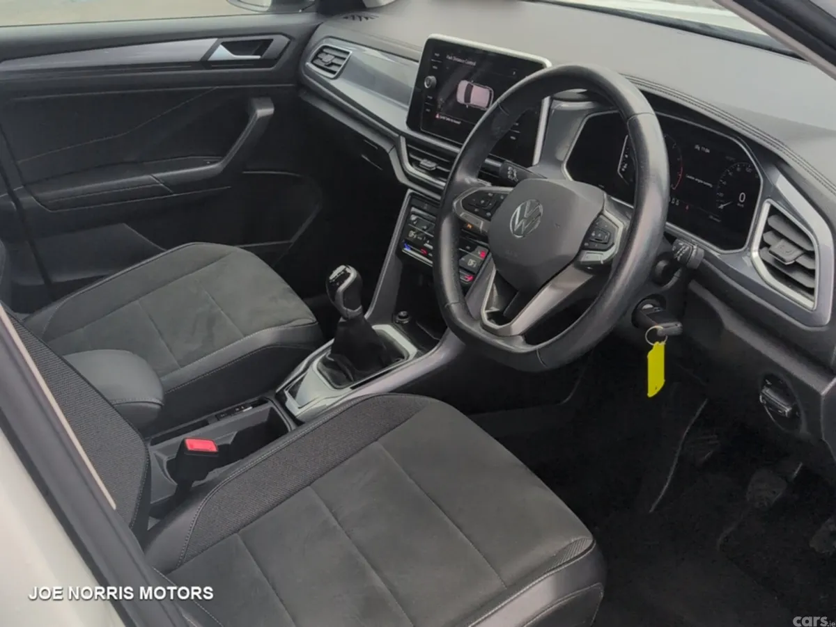 Volkswagen T-Roc SUV, Petrol, 2022, White
