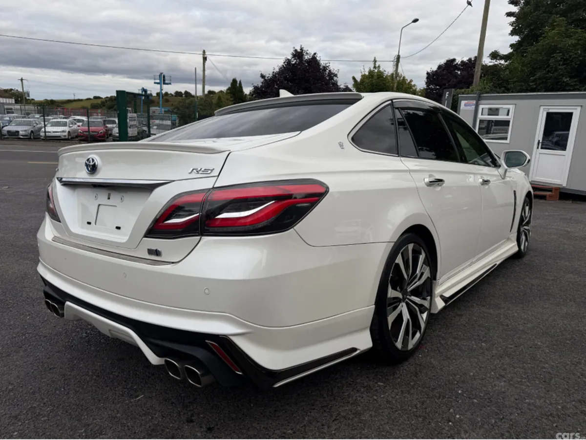 Toyota Crown Saloon, Petrol Hybrid, 2020, White