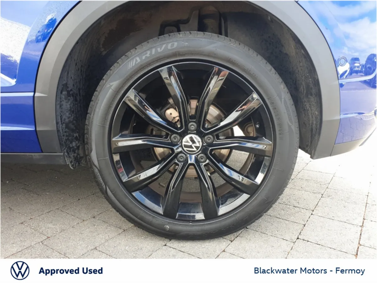 Volkswagen T-Roc SUV, Petrol, 2024, Blue