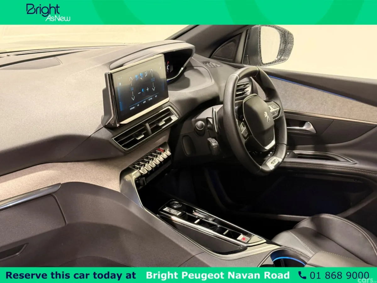 Peugeot 3008 SUV, Petrol Hybrid, 2024, Grey