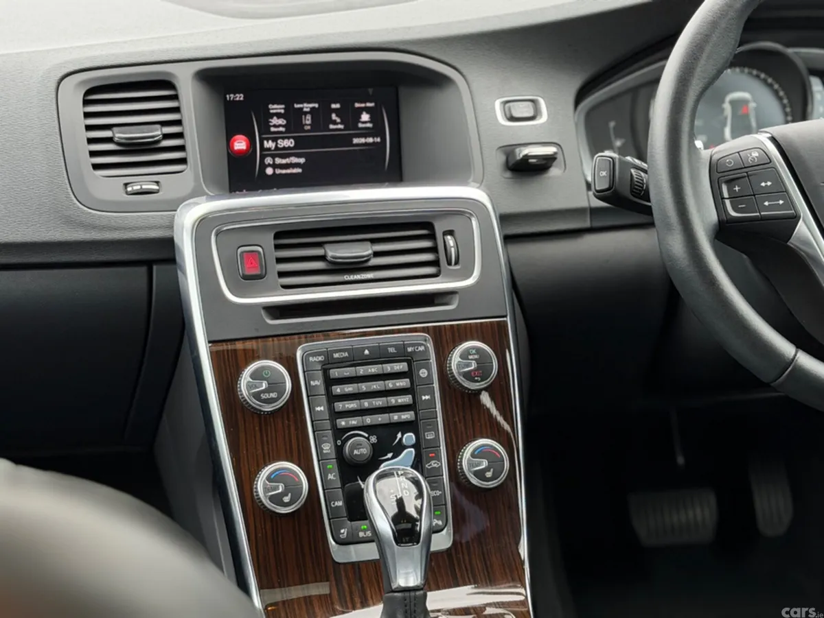 Volvo S60 Saloon, Diesel, 2018, White