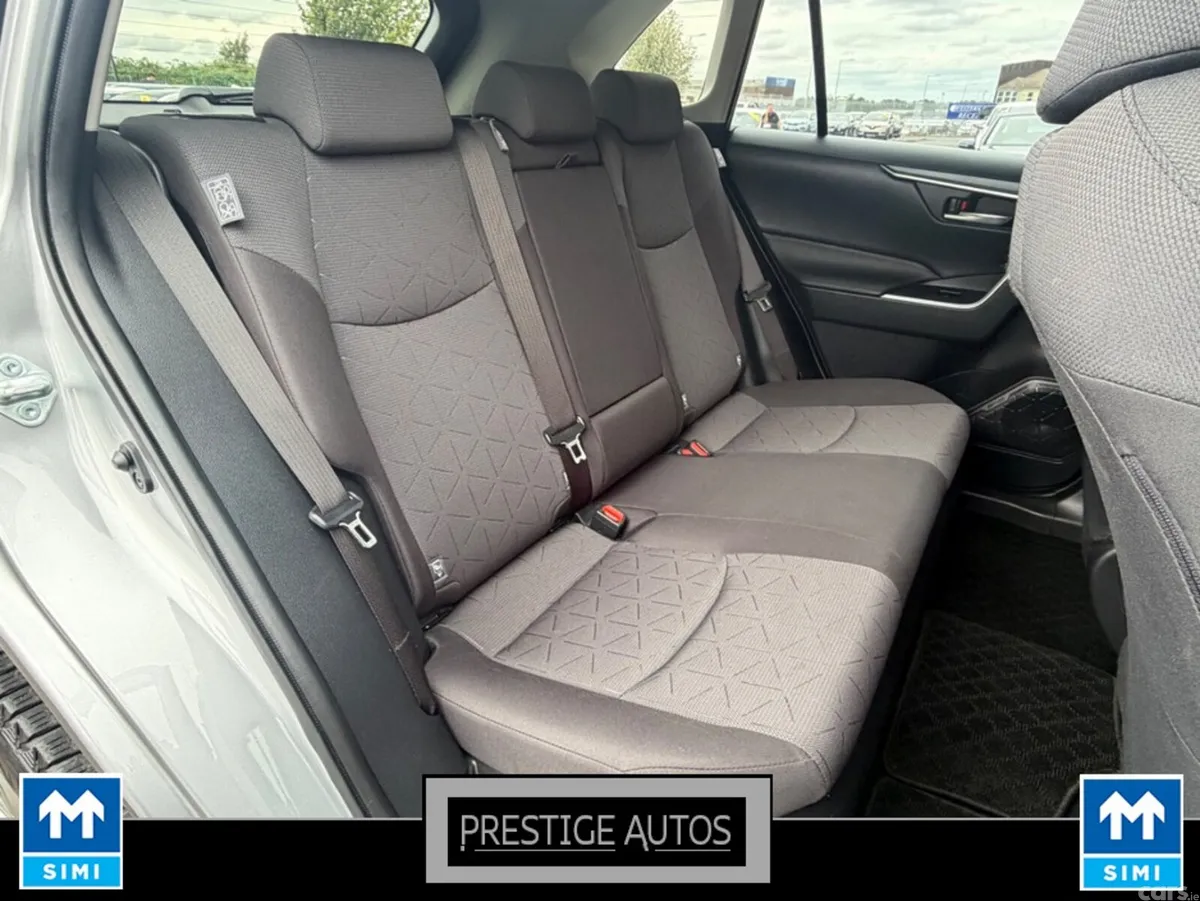 Toyota RAV4 SUV, Petrol Hybrid, 2021, Silver