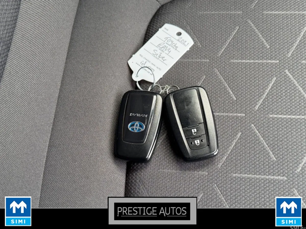 Toyota RAV4 SUV, Petrol Hybrid, 2021, Silver