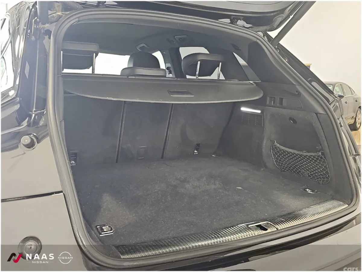 Audi Q5 SUV, Petrol Plug-in Hybrid, 2021, Black