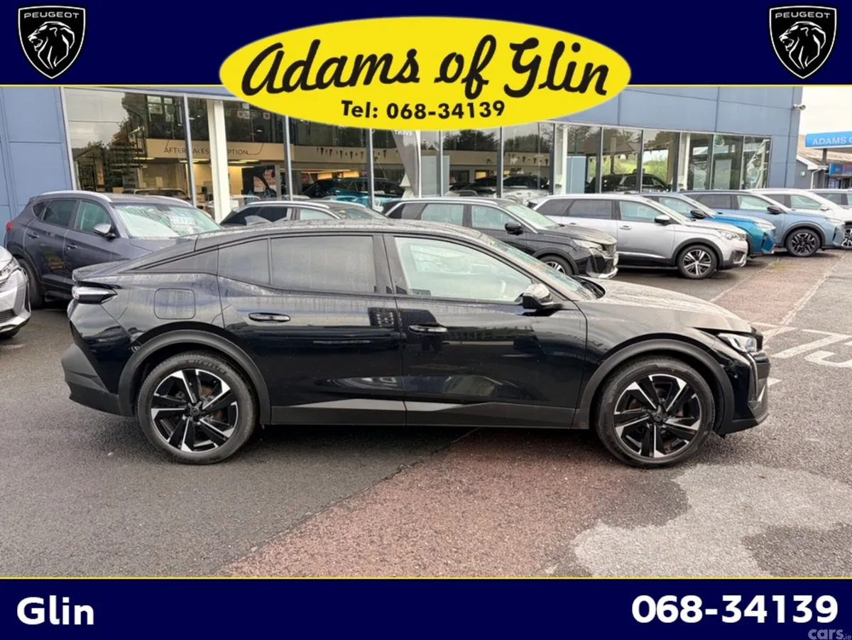 Peugeot 408 Hatchback, Petrol, 2023, Black