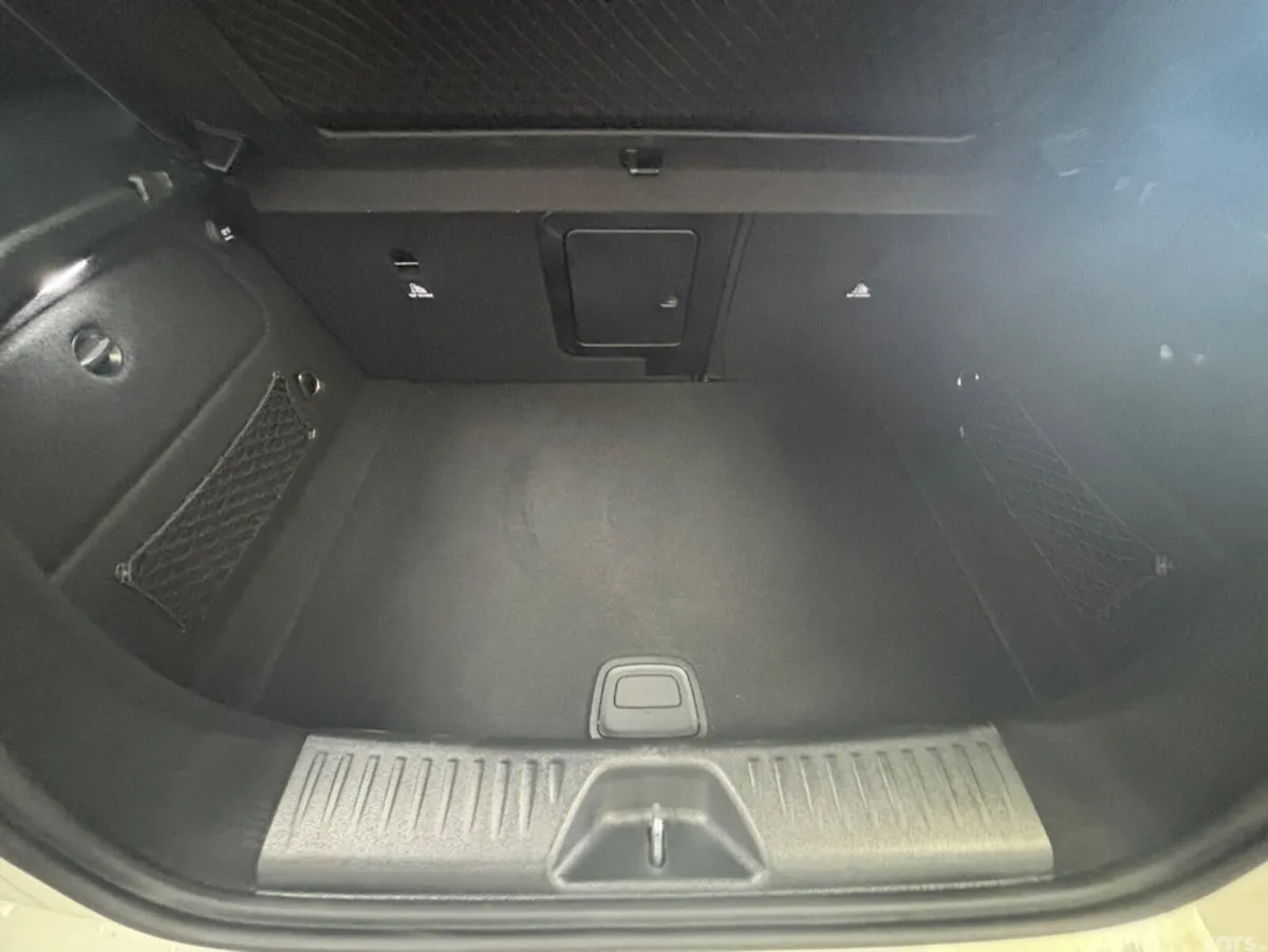 Mercedes-Benz A-Class Hatchback, Petrol, 2018, White