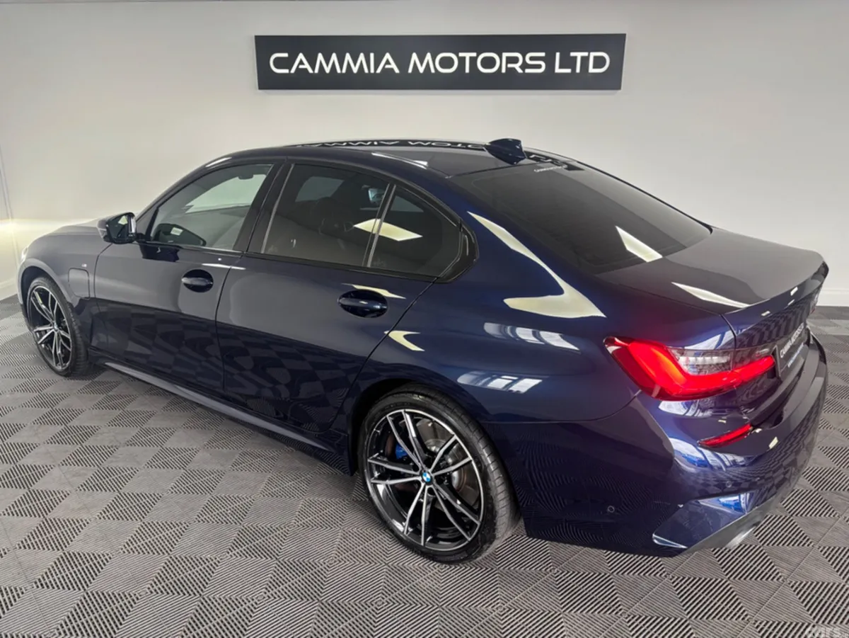 BMW 3-Series Saloon, Petrol Plug-in Hybrid, 2021, Blue