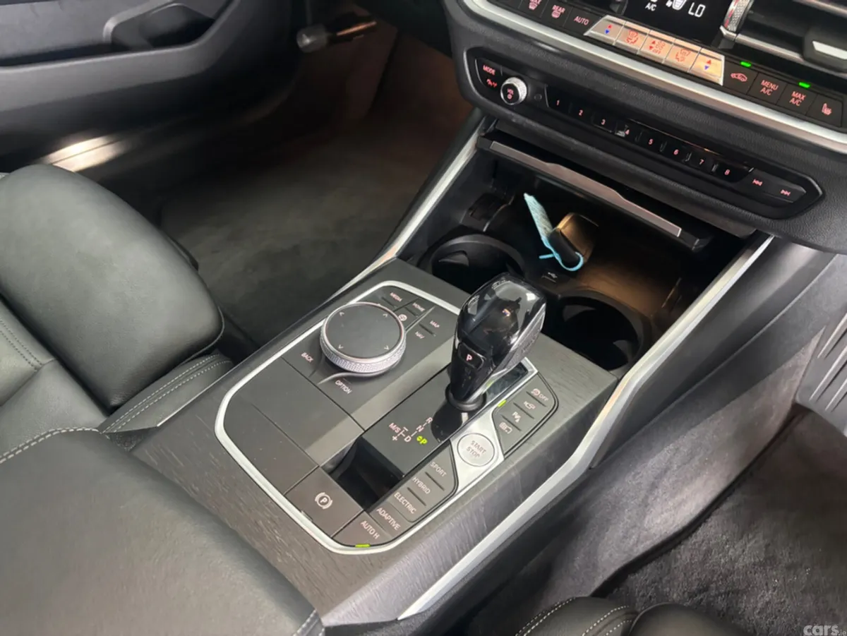 BMW 3-Series Saloon, Petrol Plug-in Hybrid, 2021, Blue