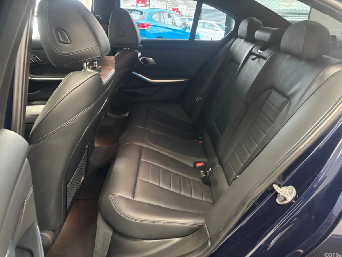 BMW 3-Series Saloon, Petrol Plug-in Hybrid, 2021, Blue