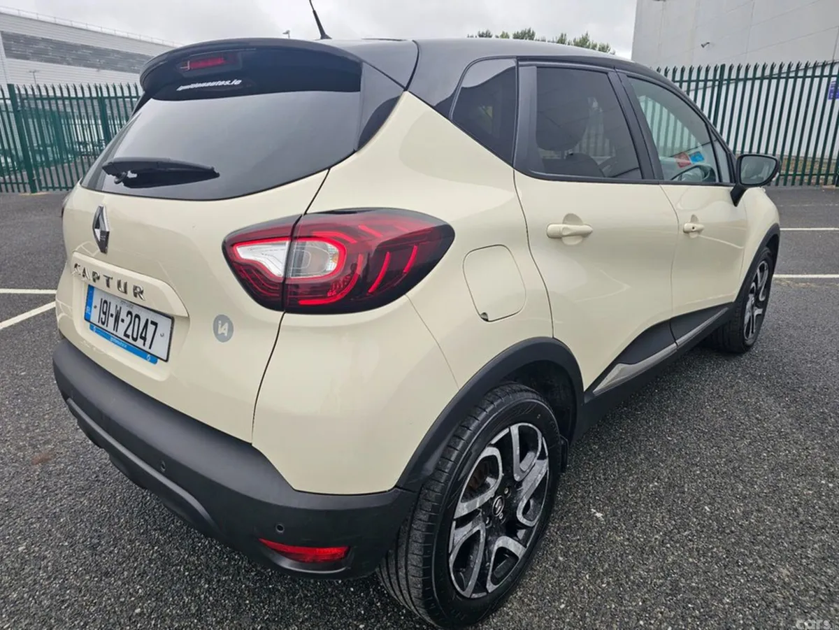 Renault Captur Hatchback, Diesel, 2019, White