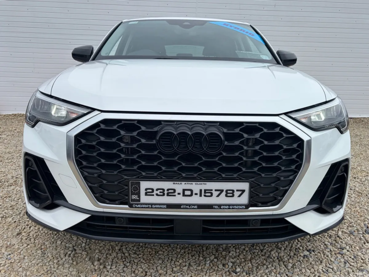 Audi Q3 Hatchback, Petrol Plug-in Hybrid, 2023, White