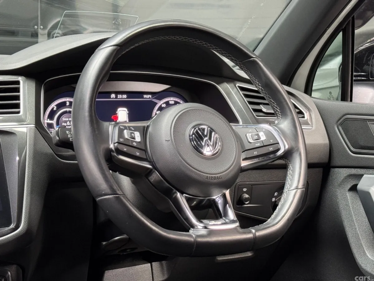 Volkswagen Tiguan SUV, Diesel, 2018, White