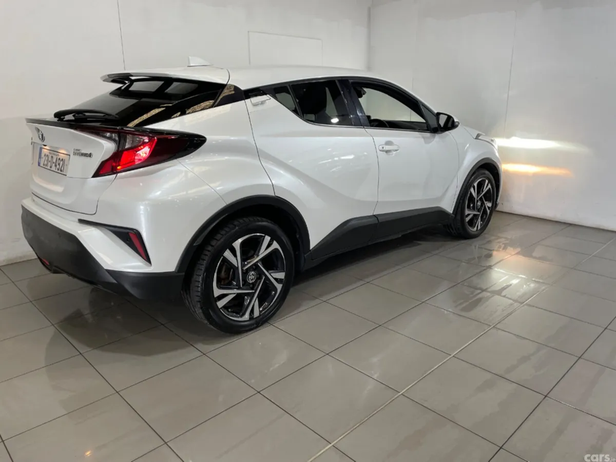 Toyota C-HR Hatchback, Petrol, 2023, White