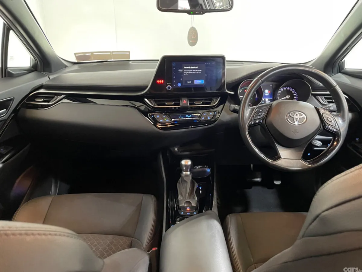 Toyota C-HR Hatchback, Petrol, 2023, White
