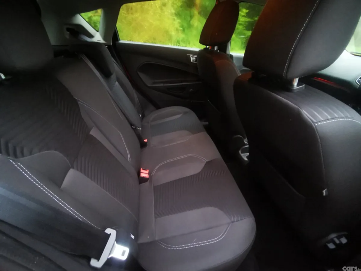 Ford Fiesta Hatchback, Diesel, 2016, Red