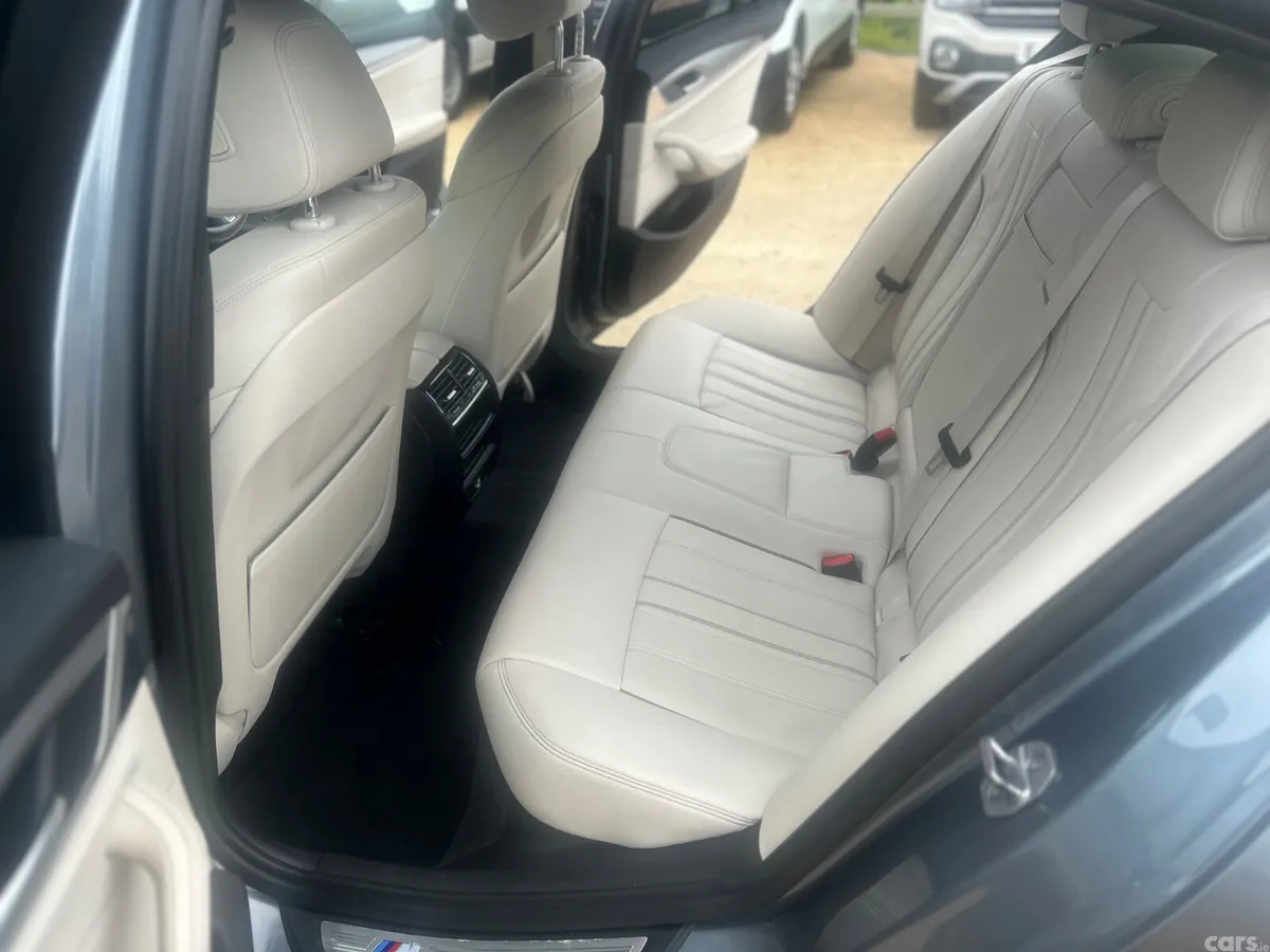 BMW 5-Series Saloon, Diesel, 2018, Blue