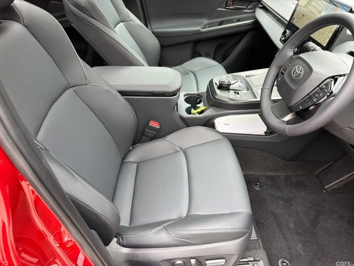 Toyota bZ4X Estate, Electric, 2026, Red