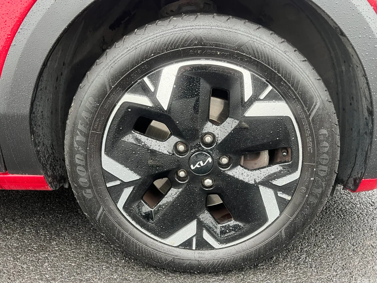 Kia e-Niro SUV, Electric, 2023, Red