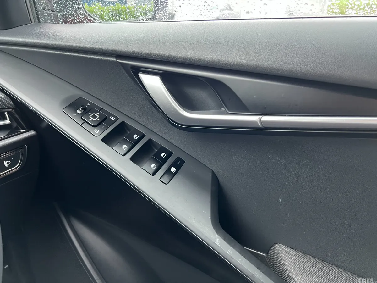 Kia e-Niro SUV, Electric, 2023, Red