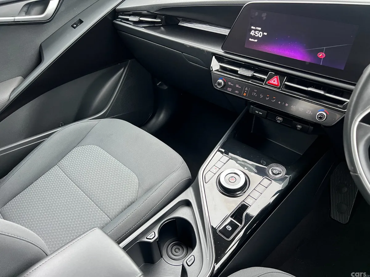 Kia e-Niro SUV, Electric, 2023, Red