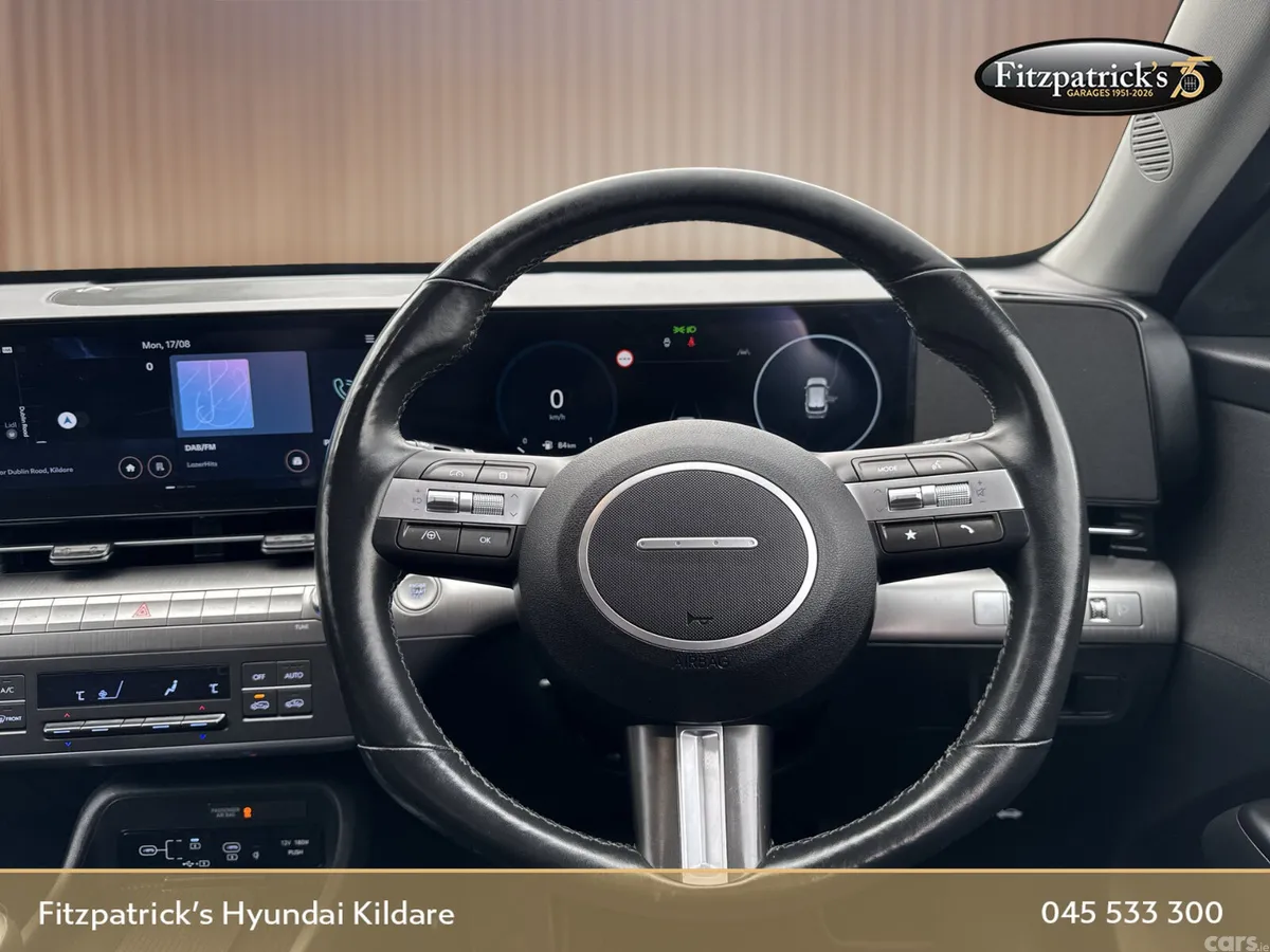 Hyundai KONA MPV, Petrol, 2024, White