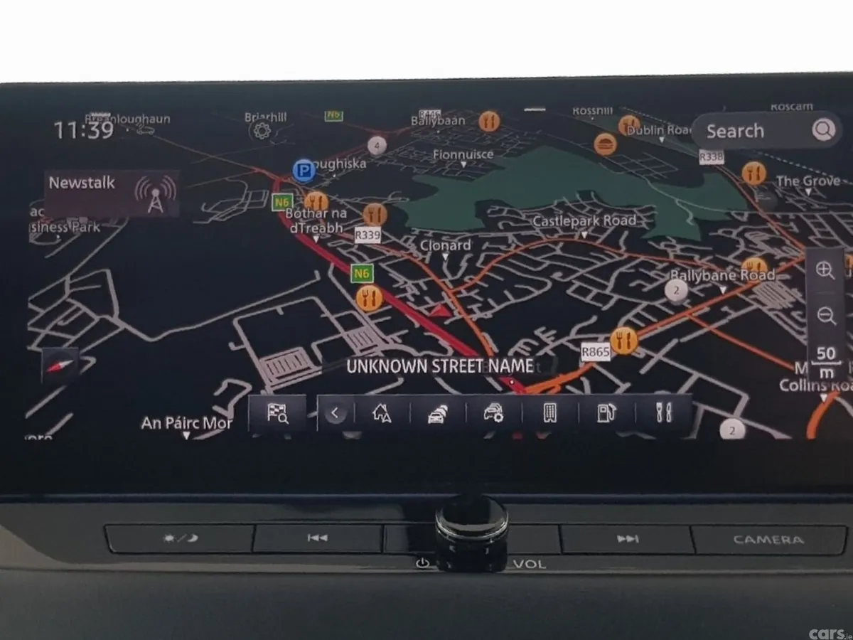 Nissan Qashqai MPV, Petrol, 2023, Red