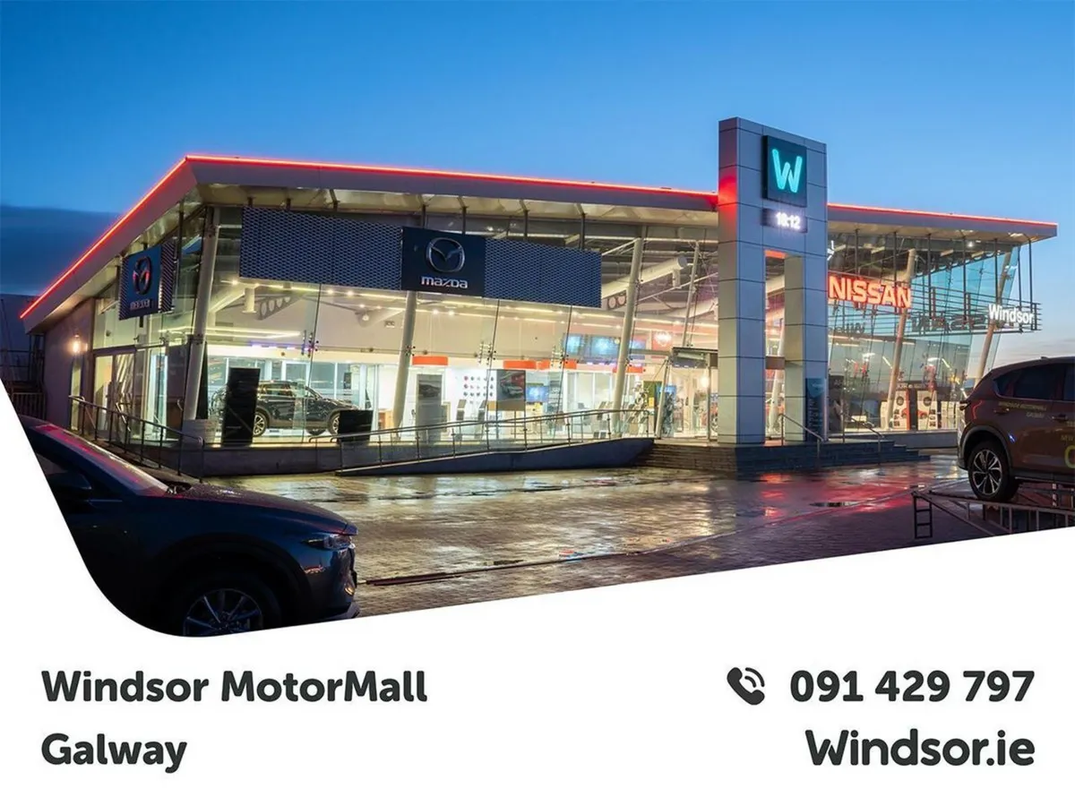 Nissan Qashqai MPV, Petrol, 2023, Red