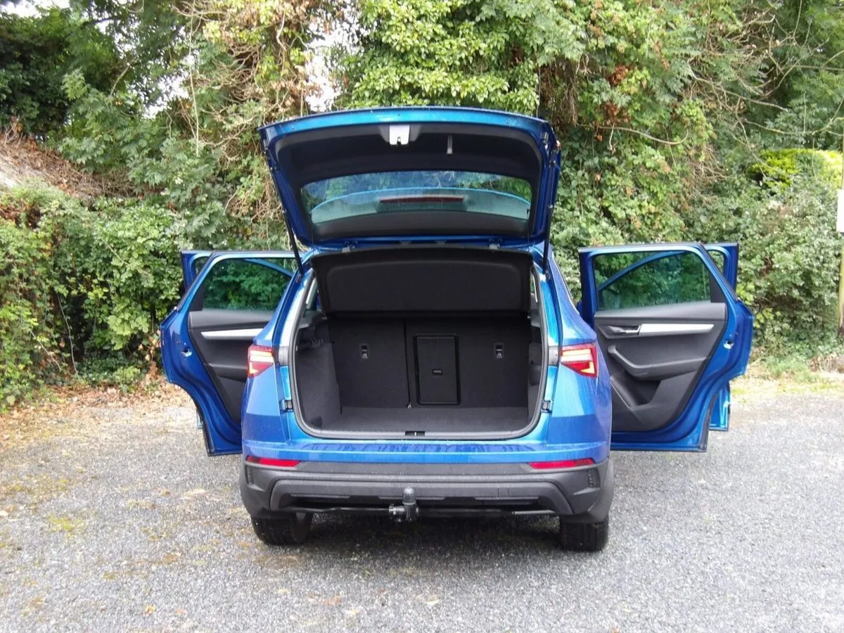 Skoda Karoq SUV, Diesel, 2025, Blue