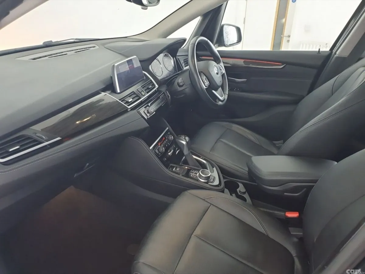 BMW 2-Series MPV, Petrol Hybrid, 2021, Black