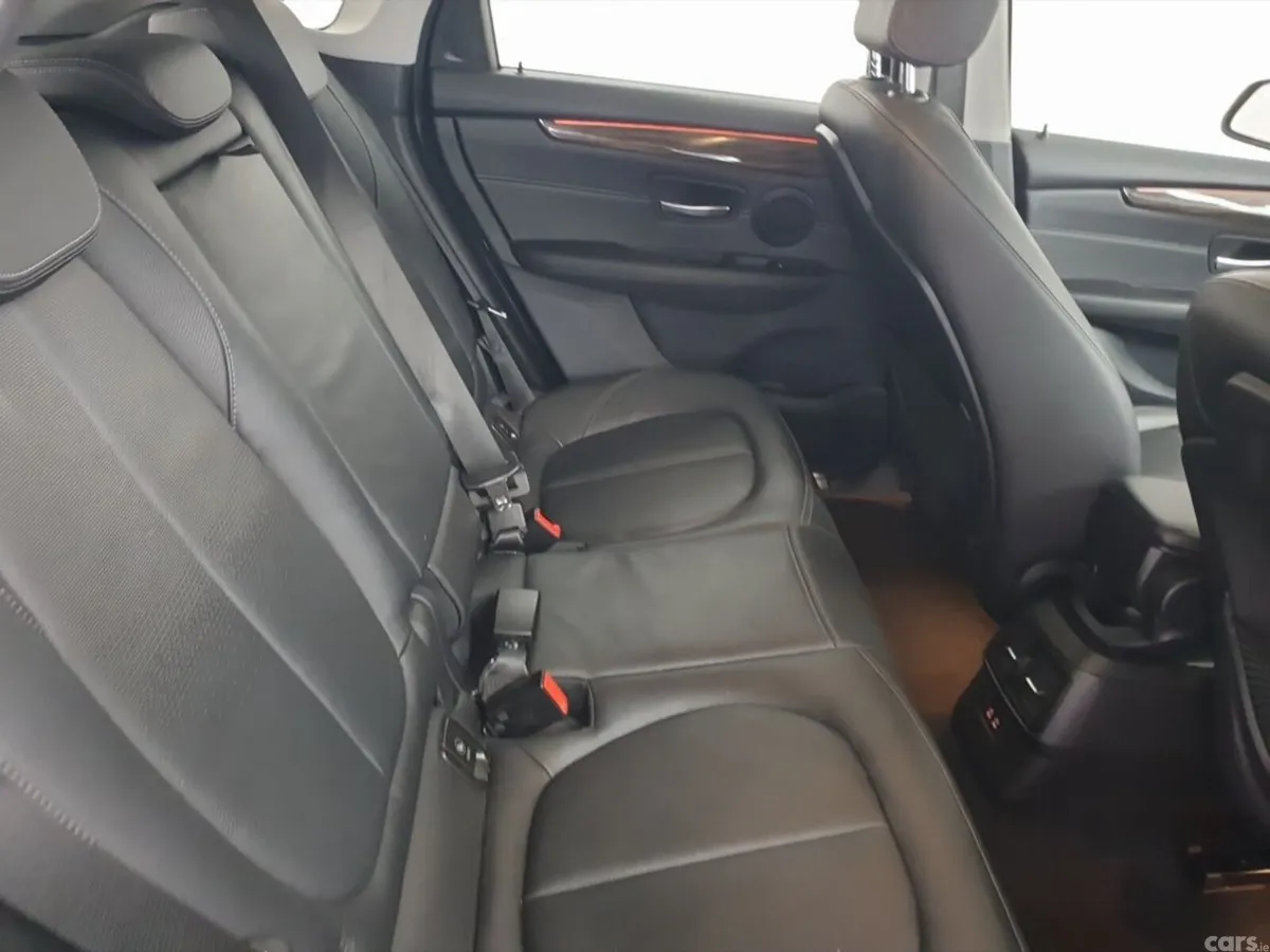 BMW 2-Series MPV, Petrol Hybrid, 2021, Black