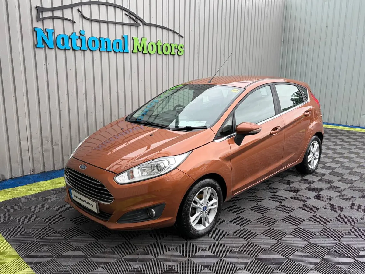 Ford Fiesta Hatchback, Petrol, 2015, Brown