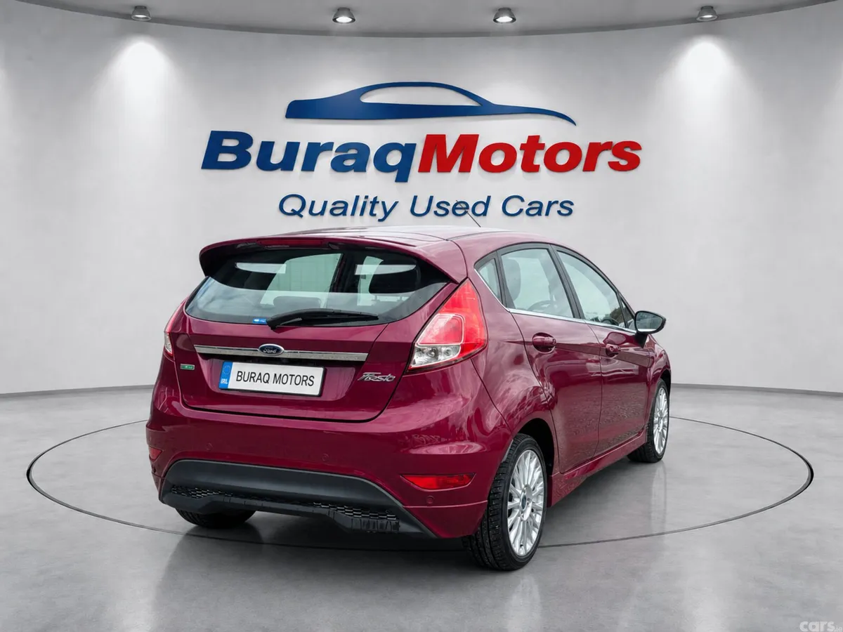 Ford Fiesta Hatchback, Petrol, 2014, Red