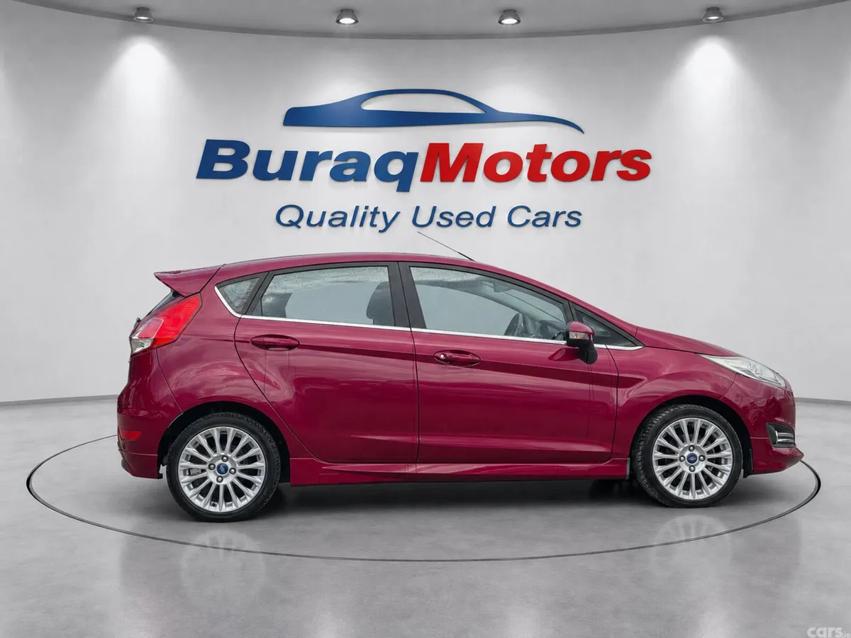 Ford Fiesta Hatchback, Petrol, 2014, Red