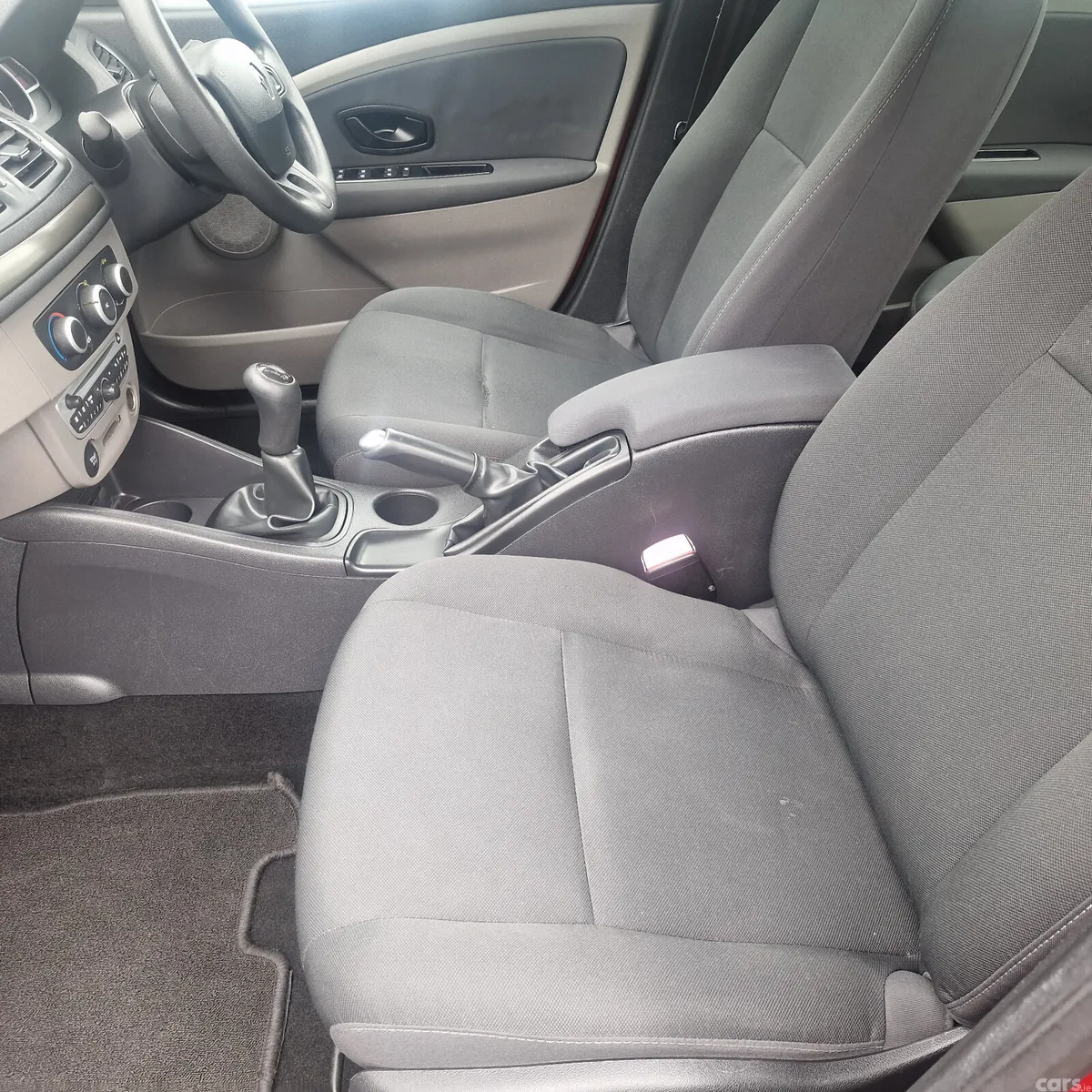 Renault Fluence Saloon, Diesel, 2011, Red