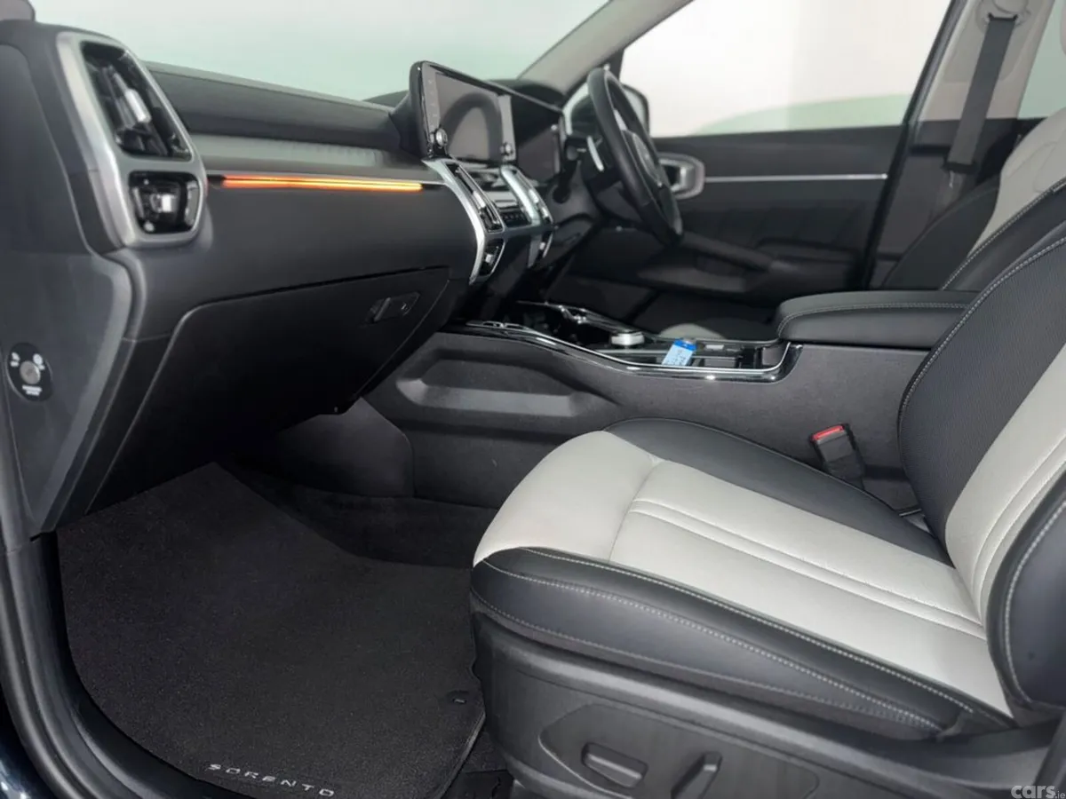 Kia Sorento MPV, Diesel, 2023, Blue