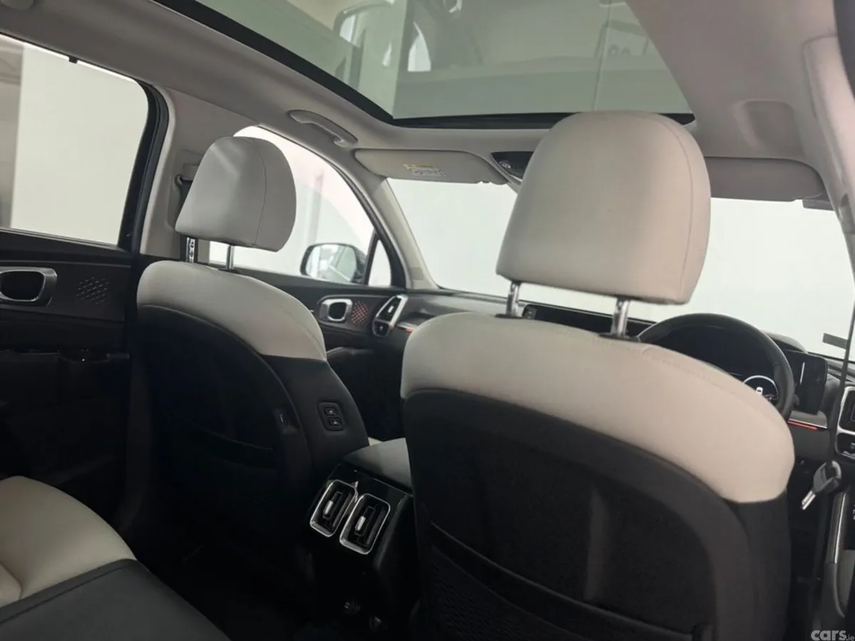 Kia Sorento MPV, Diesel, 2023, Blue