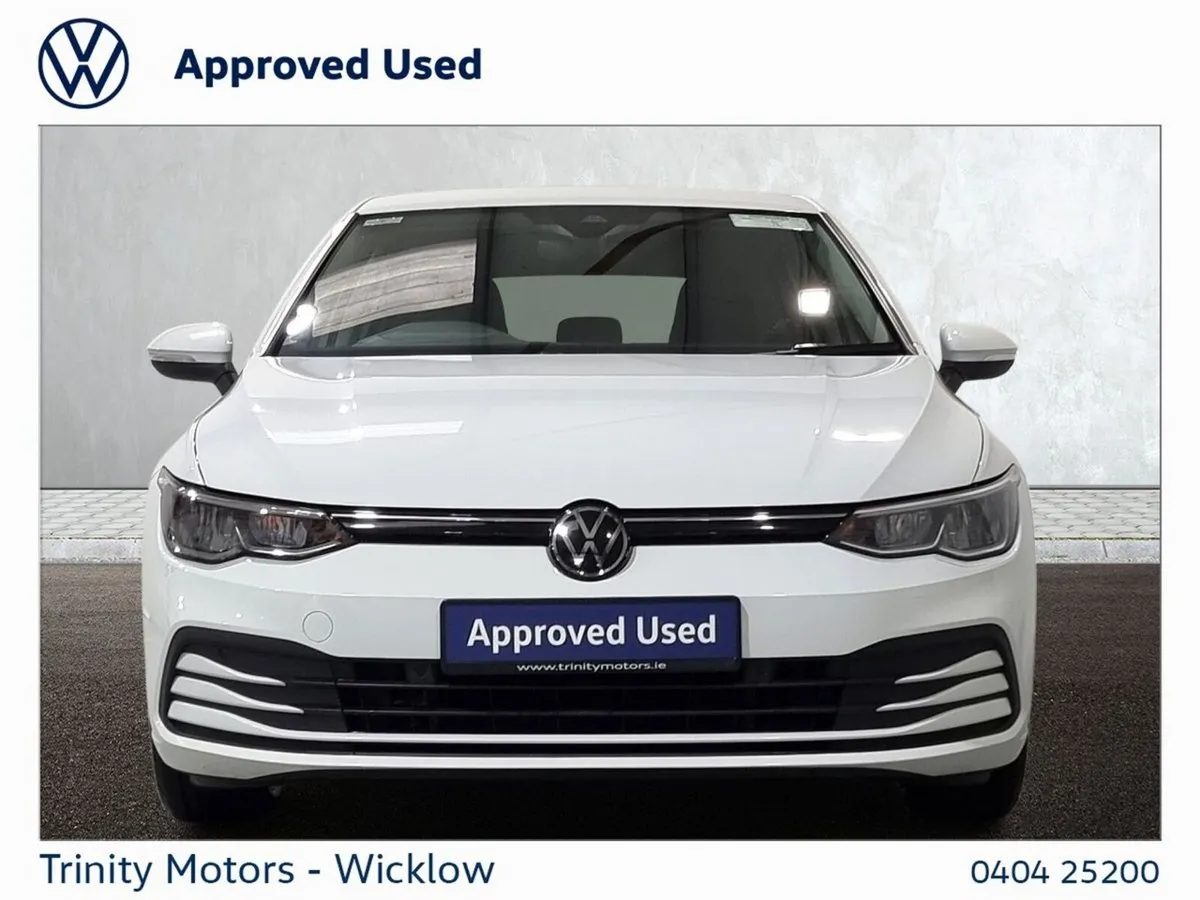 Volkswagen Golf Estate, Petrol, 2023, White
