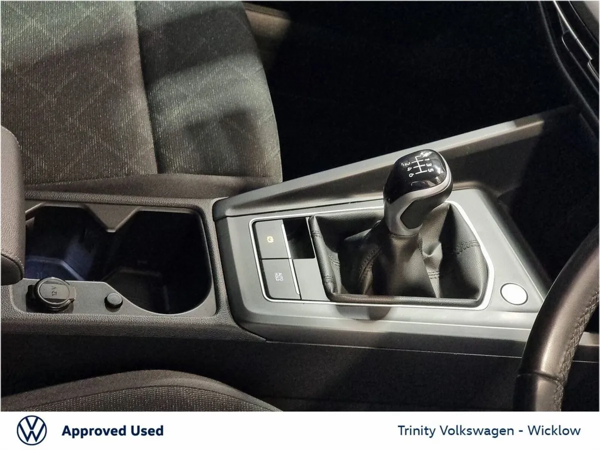 Volkswagen Golf Estate, Petrol, 2023, White
