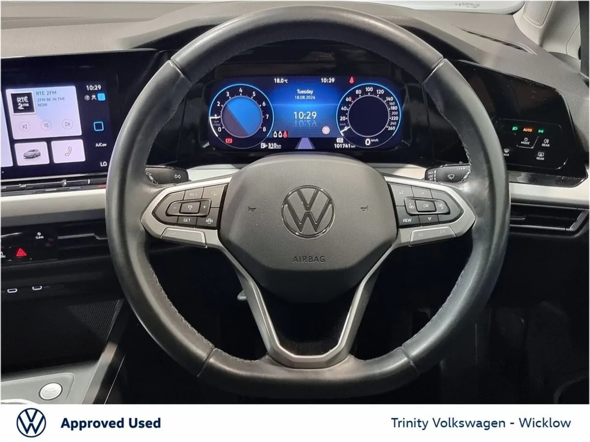 Volkswagen Golf Estate, Petrol, 2023, White