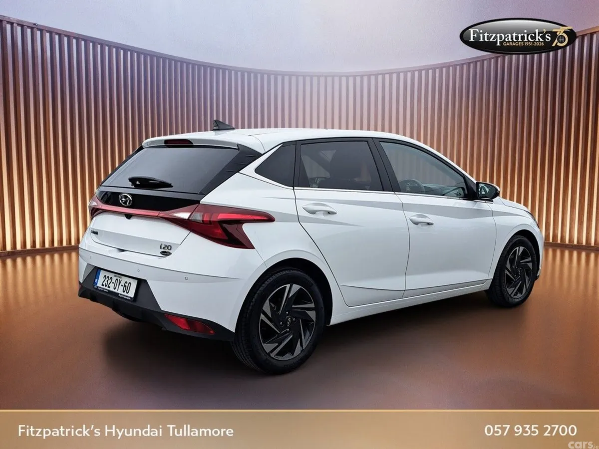 Hyundai i20 Hatchback, Petrol, 2023, White