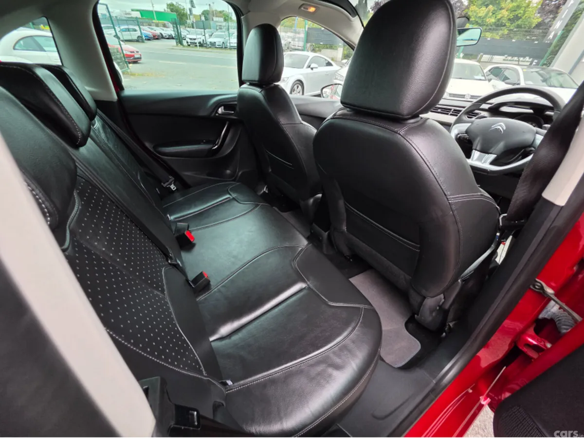 Citroen C3 Hatchback, Petrol, 2016, Red