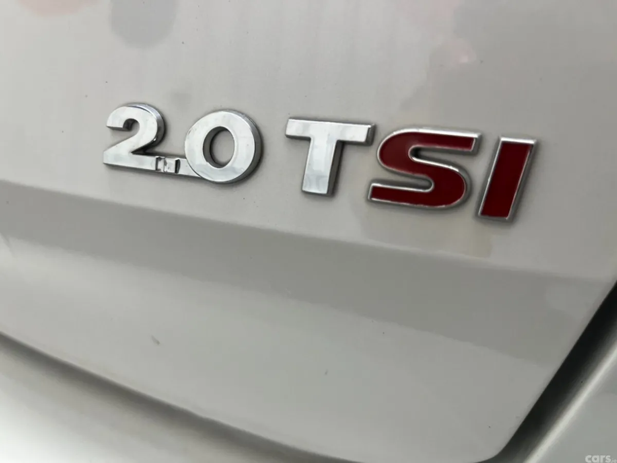 Volkswagen Passat Saloon, Petrol, 2017, White