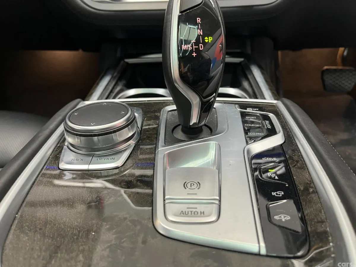 BMW 7-Series Saloon, Petrol, 2017, Black