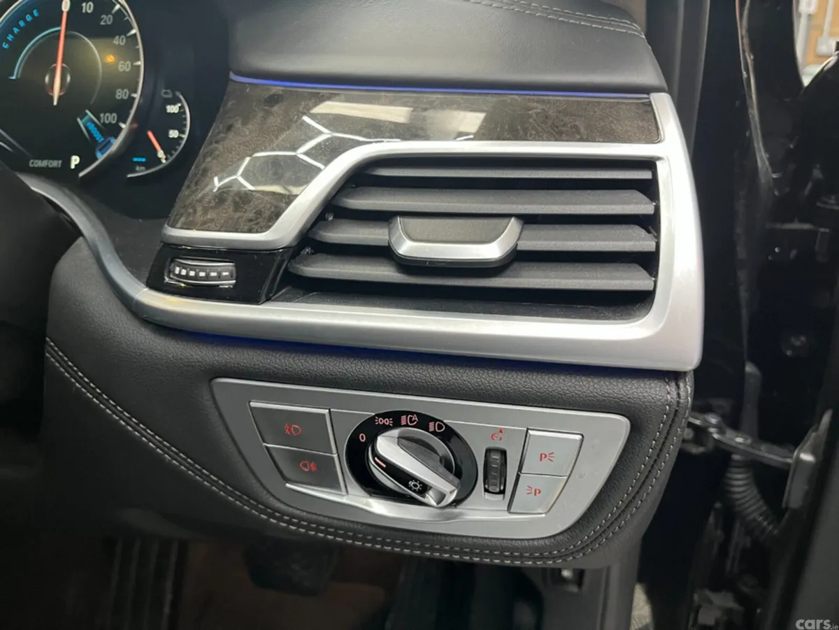 BMW 7-Series Saloon, Petrol, 2017, Black